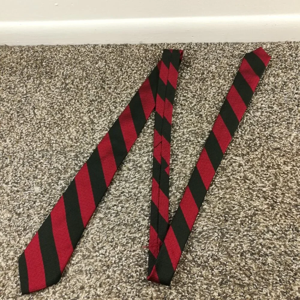 Vintage Polo Ralph Lauren Neck Tie Silk Skinny Repp Striped Red 55.75L Italy